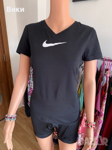 Nike черна дамска тениска, снимка 10 - Тениски - 40745195