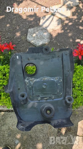 Кора над двигател Seat Leon m1, снимка 2 - Части - 50687829