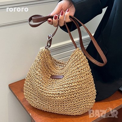 малка плетена чанта, снимка 3 - Чанти - 42974141