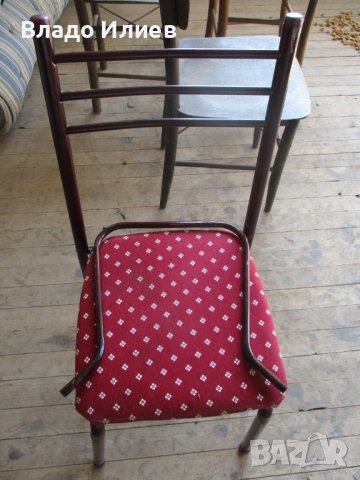 Столове  -4 дървени старинни с антикварна стойност и 2 метални-с дефекти  и подлежащи на ремонт, снимка 11 - Антикварни и старинни предмети - 34593711