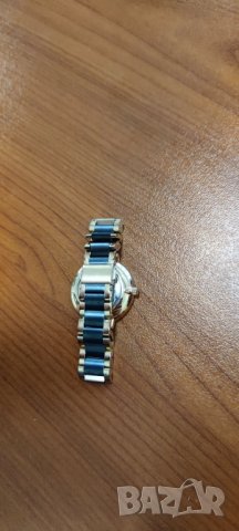 Дамски часовник Obaku като нов, снимка 3 - Дамски - 33458270