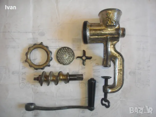 1973г. РУСКА СССР СОЦ РЕТРО ВИНТИДЖ РЪЧНА МЕСОМЕЛАЧКА РАЗМЕР №5 ПОЧТИ НОВА МАСИВНА