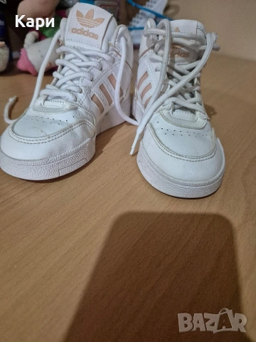 Оригинални Adidas 28 номер, снимка 6 - Детски маратонки - 53593258