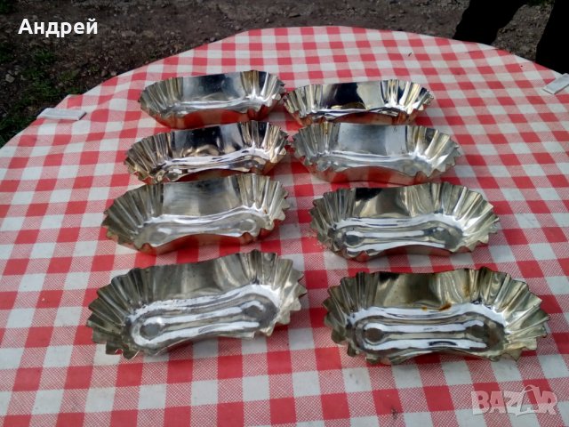 Стари форми за сладки,мъфини, снимка 2 - Други ценни предмети - 29028776