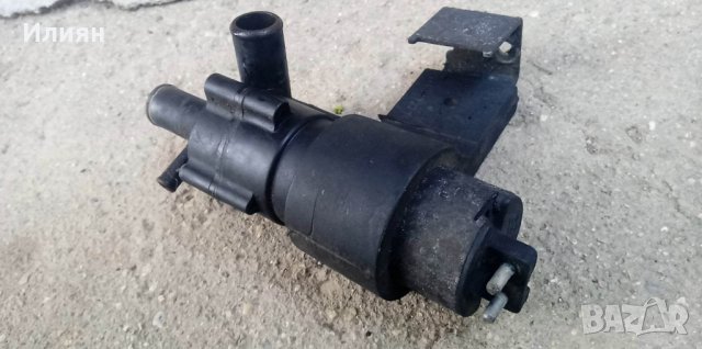 Клапан за парното на Мерцедес 124 , снимка 3 - Части - 40754003