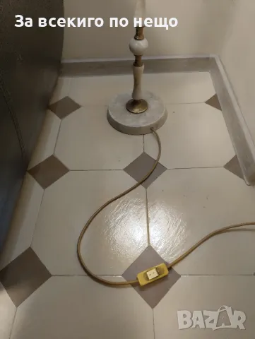 Голям и малък лампион с мраморни крака. Нощни лампи , снимка 4 - Настолни лампи - 49447305