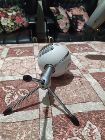 USB микрофон Blue Snowball Ice, снимка 6 - Микрофони - 43732467