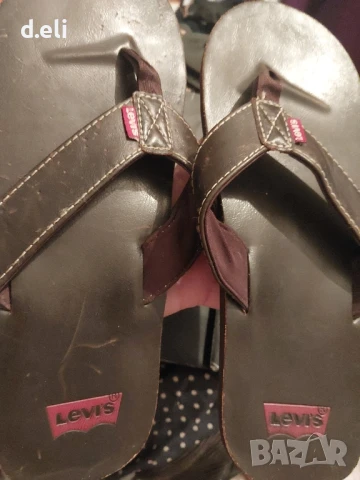 LEVI'S Original. Size 44 100% Leather , снимка 2 - Мъжки чехли - 45072909
