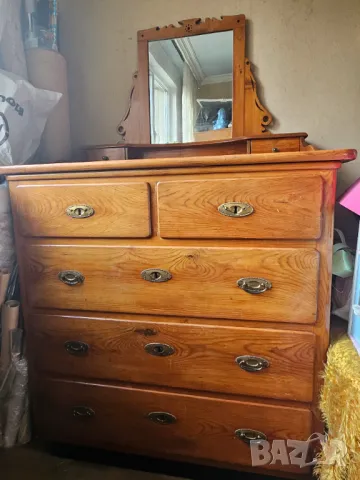 Антикварен скрин, снимка 1