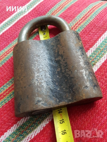 Голям стоманен катинар, снимка 4 - Антикварни и старинни предмети - 52587487