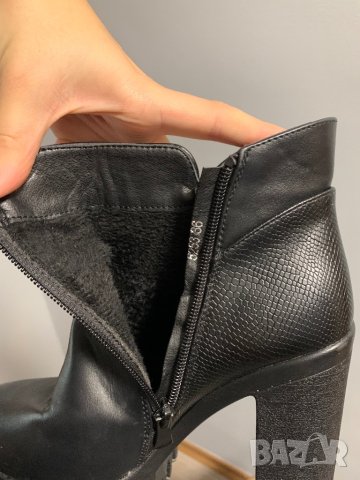 Дамски боти на платформа, снимка 4 - Дамски боти - 43147270