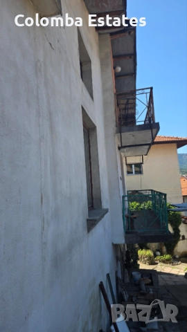 Двуетажна масивна къща с 1/2 дк двор в гр. Смолян, снимка 3 - Къщи - 51523427