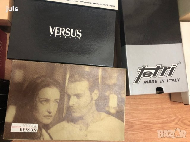 Кутии от маркови обувки: Kenzo, Armani, Boss,Guess,Versace,GiAnni и др, снимка 12 - Други - 27527492