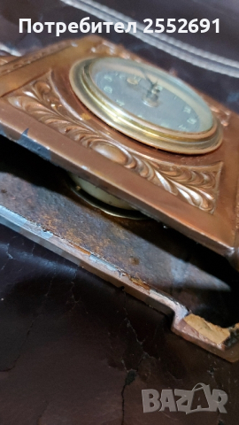 Часовник , снимка 4 - Антикварни и старинни предмети - 44866352