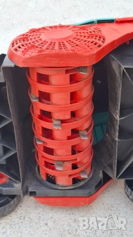 Електрически аератор BOSCH AVR1100 , снимка 7 - Градинска техника - 51000573