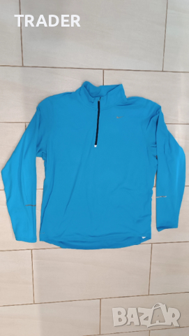 Термо блуза за бягане Nike Dry fit с процепи в ръкавите тип ръкавица