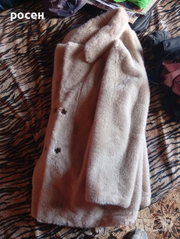 дамски кожух , снимка 3 - Палта - 53521376