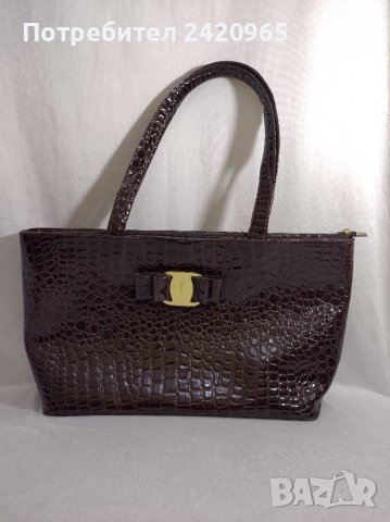 Salvatore Ferragamo чанта много високо качество