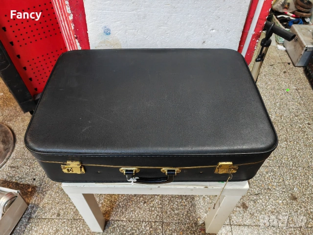 Чехословашки стар куфар 65/38 см