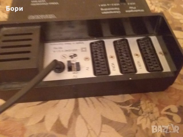 Видео съединител VIVANCO-Connector VCR 944, снимка 5 - Плейъри, домашно кино, прожектори - 27407128