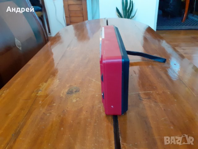 Старо радио,радиоприемник ВЕГА РП-241-1, снимка 2 - Други ценни предмети - 27927491