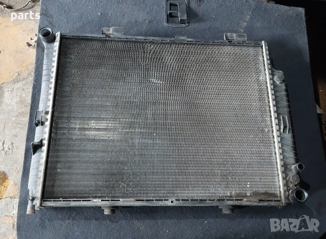 Воден Радиатор Мерцедес Е класа W210 2.2CDI (H), снимка 2 - Части - 50835011