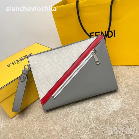 Чанта Fendi Diagonal Clutch, снимка 3 - Чанти - 53046381