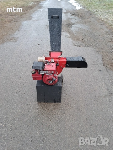 моторна дробилка за клони 