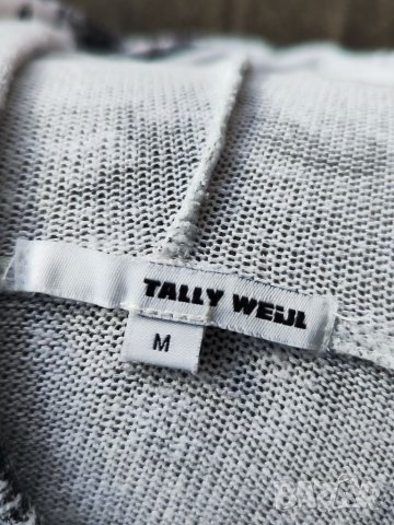 tally weijl дамска тениска без ръкав с качулка, М размер , снимка 2 - Тениски - 40510352