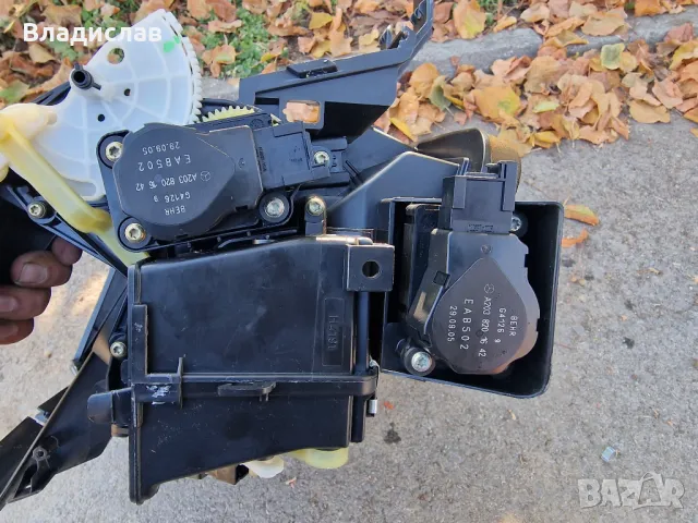 Парно клапи за Mercedes C-Class W203 , снимка 2 - Части - 47916942