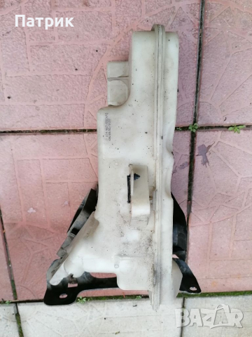 Казанче чистачки BMW E60 E61 БМВ Казанче стъкломиещо, снимка 3 - Части - 36541811