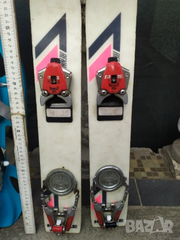 Мини ски Kastle - 63 см., снимка 2 - Зимни спортове - 53288071