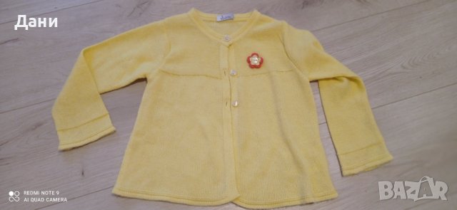 Жълта жилетка, 110- 122см., снимка 2 - Детски пуловери и жилетки - 42961768