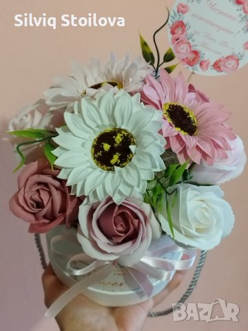 Луксозна кутия със сапунени цветя, снимка 2 - Подаръци за жени - 38515505