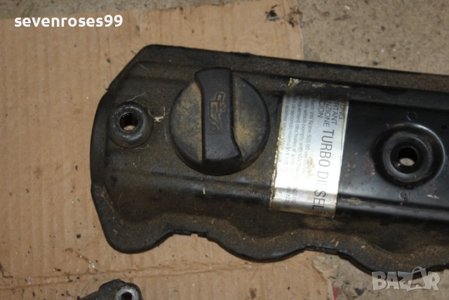 Капак клапани Фолксваген Голф 3 1.9 tdi VW Golf 3, снимка 2 - Части - 53489458