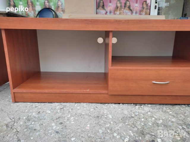 Продавам тв шкаф изработен от пдч в Шкафове в гр. Пловдив - ID38761788 —  Bazar.bg