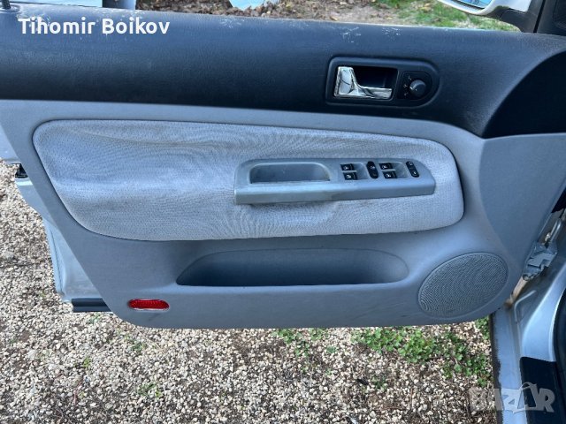 VW Golf 1.6 101hp 🇩🇪 на части, снимка 8 - Автомобили и джипове - 38366046