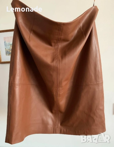 Нова кожена пола Зара