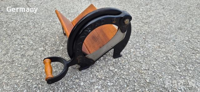 vintage raadvad slicer cutter ретро гелотина за хляб резачка, снимка 2 - Антикварни и старинни предмети - 53608343
