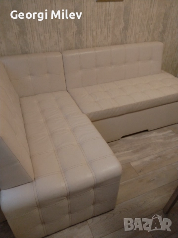 Ъглов диван с подарък 4 стола , снимка 6 - Дивани и мека мебел - 52589985
