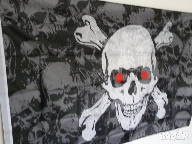 Пиратско знаме с черепи кости червени очи пират страшно ужас, снимка 2 - Декорация за дома - 36533738