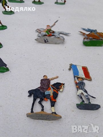 Уникално,105бр стари оловни фигурки , снимка 17 - Колекции - 38810267