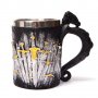 Код 94135 Стилна чаша от полирезин и метал с релефни декорации - герои и мечове