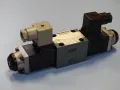 Хидравличен разпределител Rexroth 4WE6E51/AG24NZ4 operated directional control valve, снимка 1