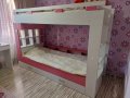 Обзавеждане за детска стая ИРИМ+ 2 матрака и попълнителна преграда за горното легло
