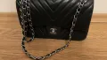 Chanel chevron black leather medium , снимка 2