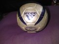 Малка топка нова не спада маркова на Адидас 2005г подписана от Христо Стоичков?, снимка 6