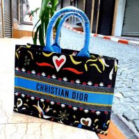 Дамска чанта Christian Dior код 15, снимка 1 - Чанти - 29049402