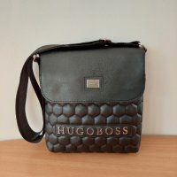 Hugo boss мъжка чанта код 215, снимка 1 - Чанти - 38530622