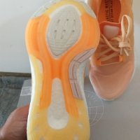 adidas UltraBoost 22 'Flash Orange - страхотни дамски маратонки НОВИ, снимка 7 - Маратонки - 43048903